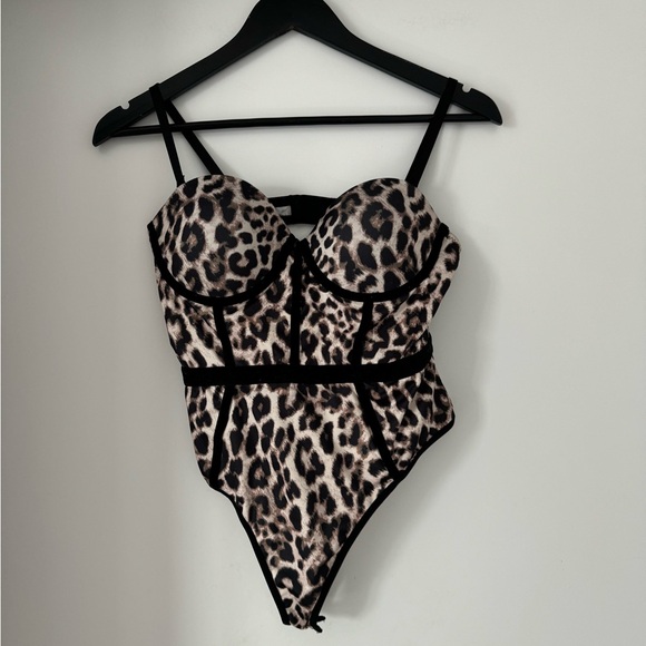 Animal Print Corset Thong Bodysuit NWT - Picture 1 of 3